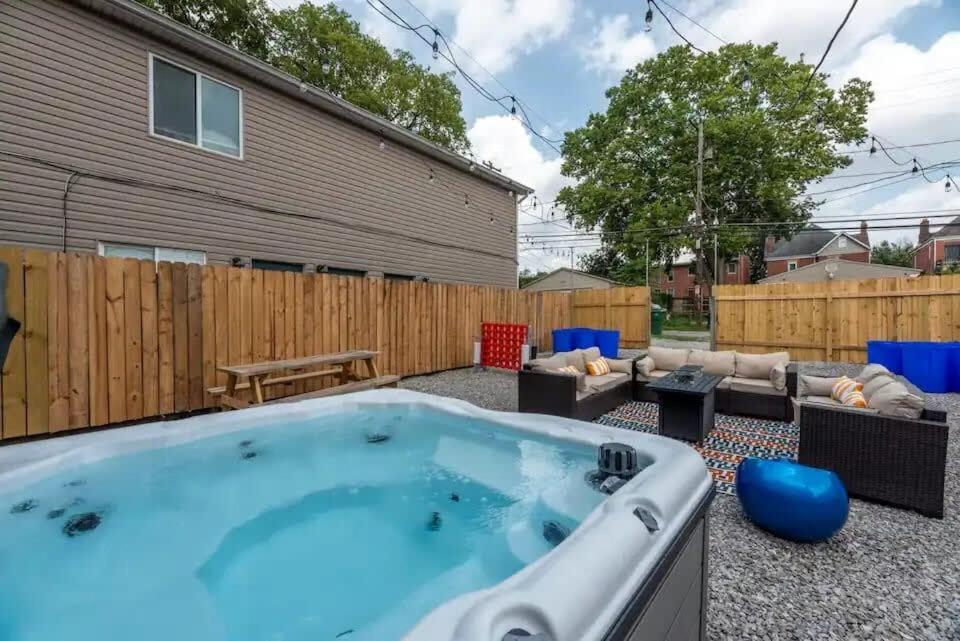 Walk To Osu - Relaxing Retreat With Hot Tub Ferienhaus *