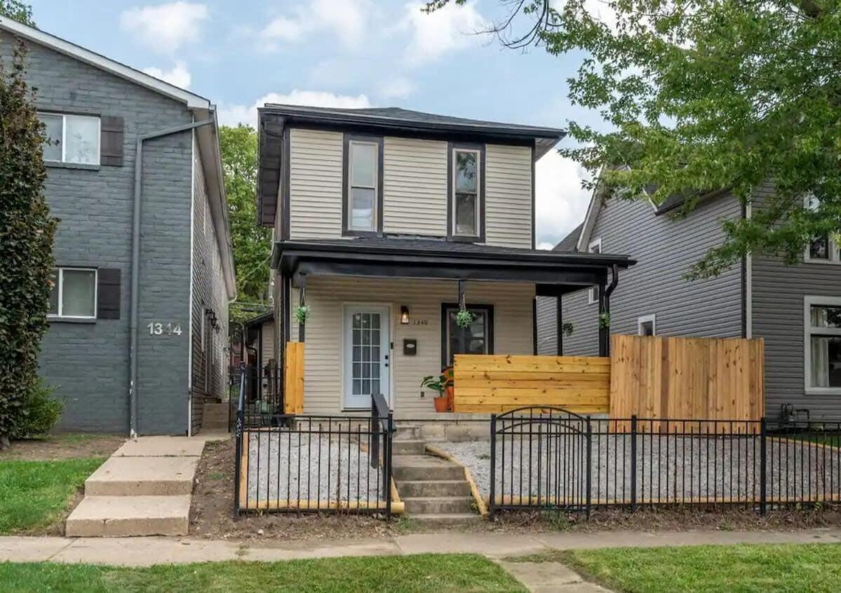 Walk To Osu - Relaxing Retreat With Hot Tub Ferienhaus Columbus
